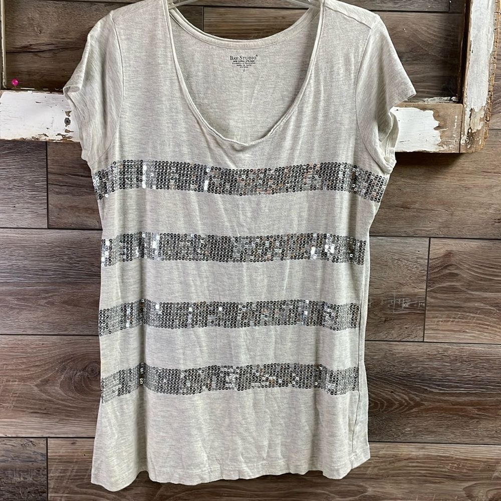 BAY STUDIOS Ladies Sequined Striped Scoop Neck Short Sleeve Top Size Large